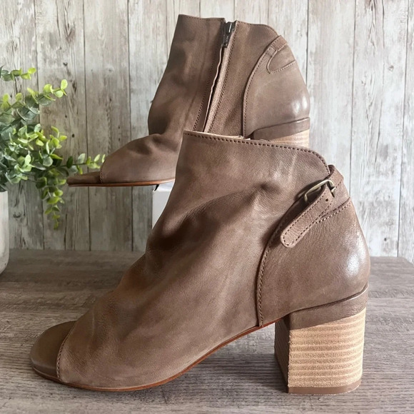 Vintage Foundry Leather Slouchy Sabrina Boots Size 8 - Picture 1 of 5